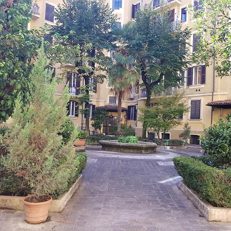 Alexadom Apartment Roma Exterior foto